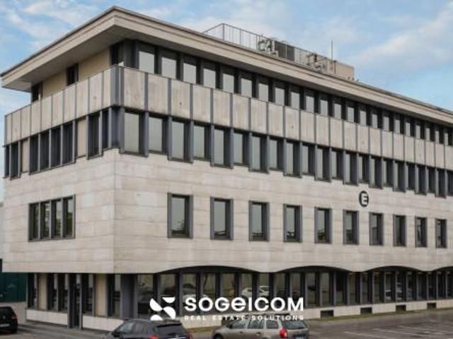 Ufficio in affitto a Caponago, Lombardia