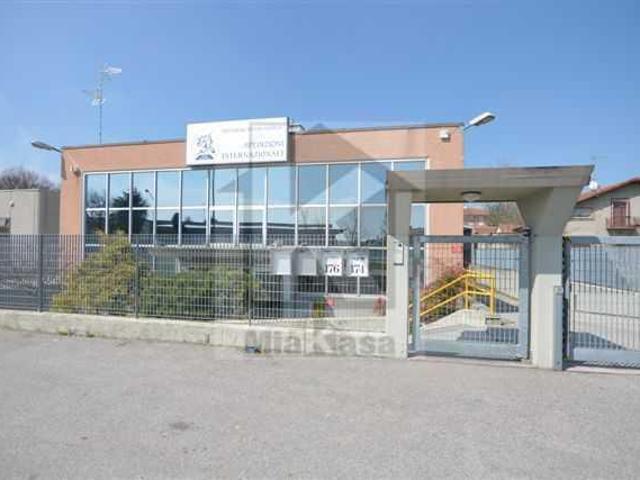 Ufficio in affitto a Cuoricino, Cardano Al Campo