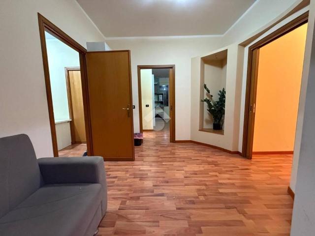 Ufficio in affitto a Carini, Sicilia
