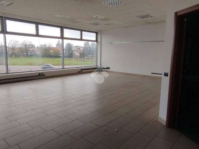 Ufficio in affitto a Caronno Pertusella, Lombardia