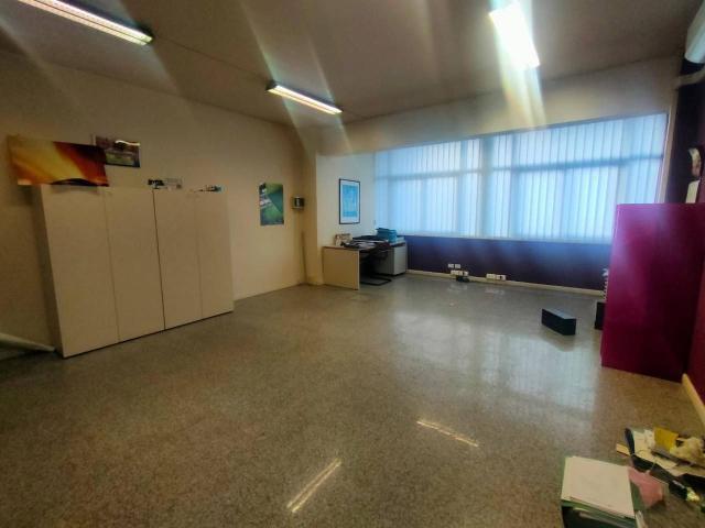 Ufficio in affitto a Nazzano, Carrara