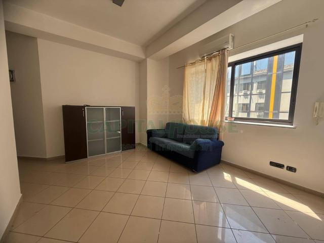 Ufficio in affitto a Casalnuovo Di Napoli, Campania