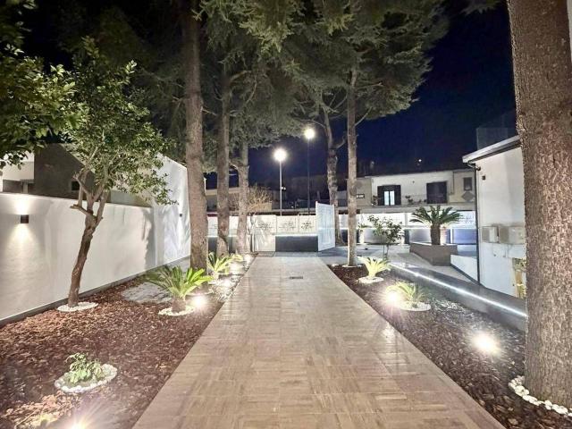 Ufficio in affitto a Casandrino, Campania