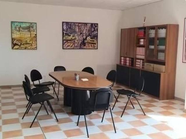 Ufficio in affitto a Casciana Terme, Pisa