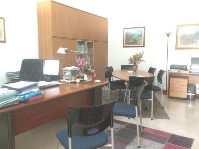 Ufficio in affitto a Navacchio, Cascina