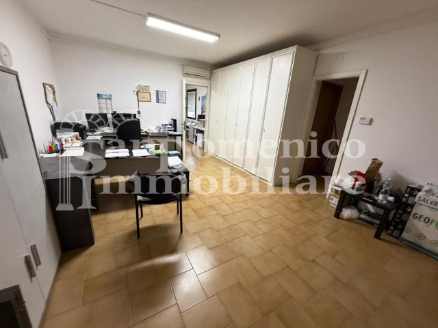 Ufficio in affitto a Navacchio, Cascina