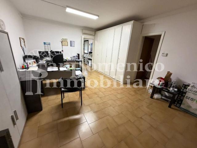 Ufficio in affitto a Navacchio, Cascina