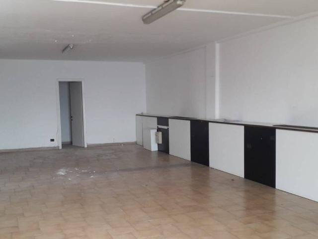 Ufficio in affitto a Navacchio, Cascina