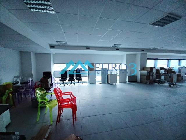 Ufficio in affitto a Cerreto, Marche