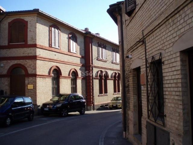 Ufficio in affitto a Figuretta, Marche
