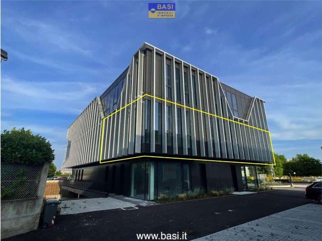 Ufficio in affitto a Castelfranco Veneto, Veneto