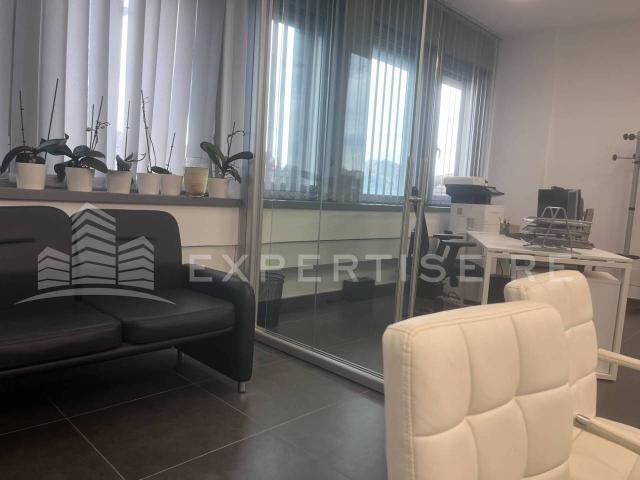 Ufficio in affitto a Centro storico, Catania
