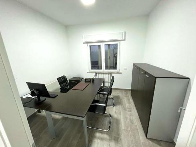 Ufficio in affitto a Sant'Antonio, Calabria