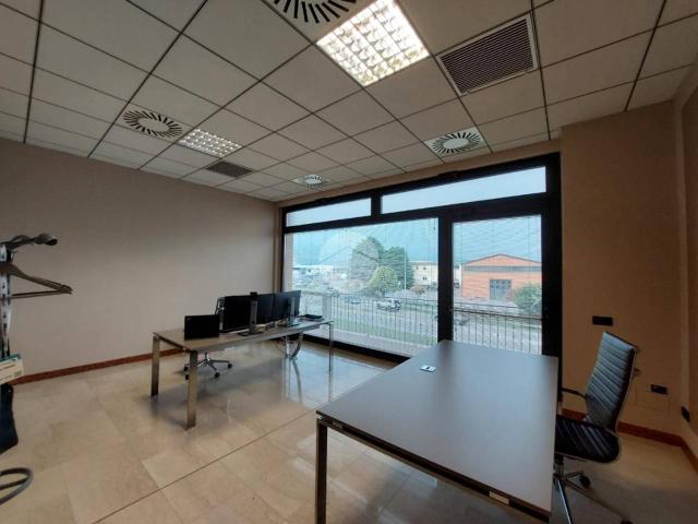 Ufficio in affitto a Cazzago San Martino, Lombardia