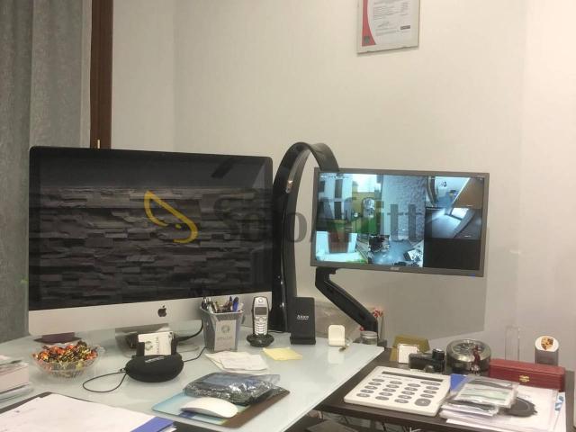 Ufficio in affitto a Cerro Al Lambro, Lombardia