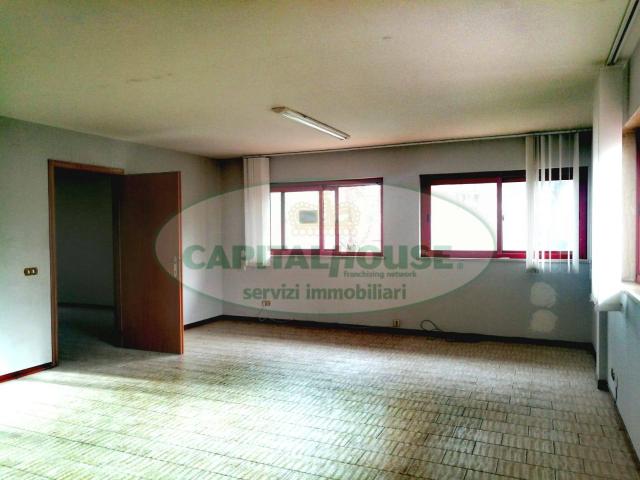 Ufficio in affitto a Unione dei Comuni Circondario dell'Empolese Valdelsa, Lucardo