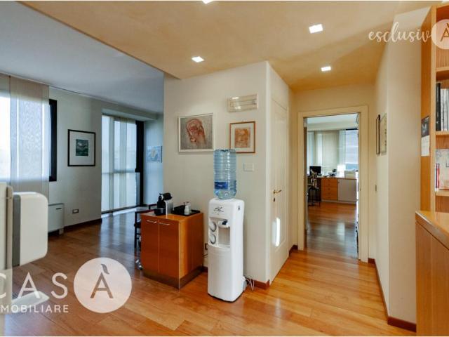 Ufficio in affitto a Unione dei comuni Valle del Savio, Cesenà