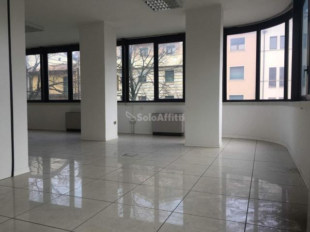 Ufficio in affitto a Unione dei comuni Valle del Savio, Cesenà