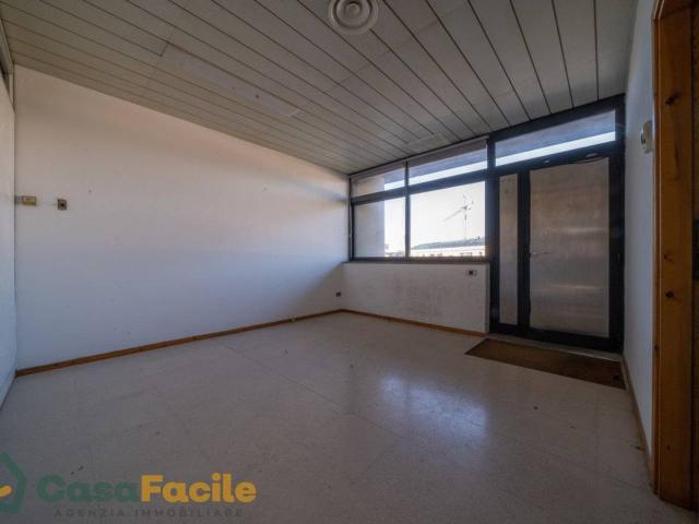 Ufficio in affitto a Unione dei comuni Valle del Savio, Cesenà