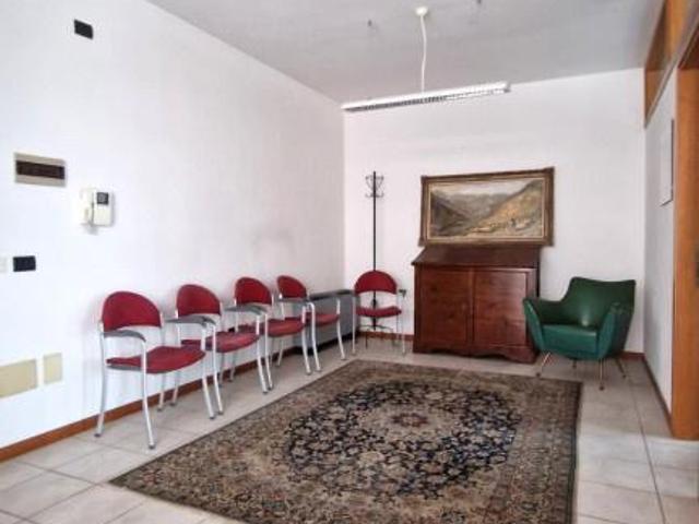 Ufficio in affitto a Unione dei comuni Valle del Savio, Cesenà