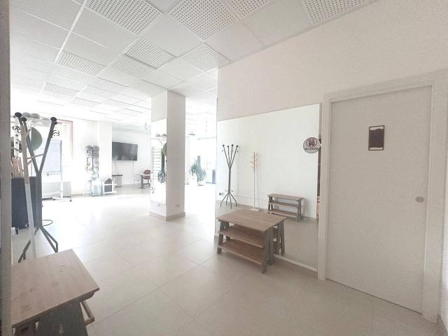 Ufficio in affitto a Unione dei comuni Valle del Savio, Cesenà