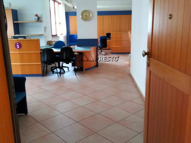 Ufficio in affitto a Unione dei comuni Valle del Savio, Cesenà