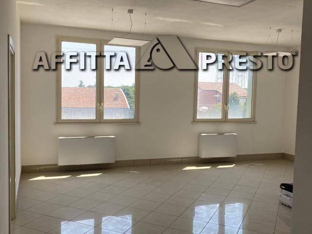 Ufficio in affitto a Unione dei comuni Valle del Savio, Cesenà