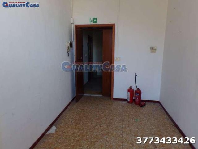 Ufficio in affitto a Marche, Ancona