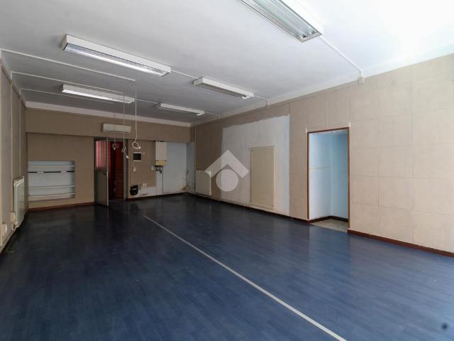 Ufficio in affitto a Chiari, Lombardia
