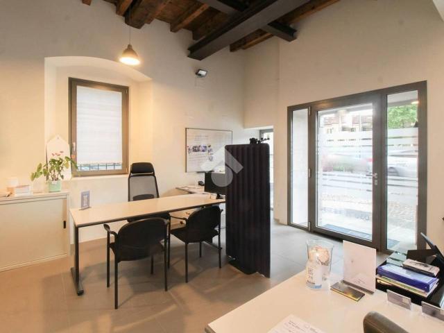 Ufficio in affitto a Chiari, Lombardia
