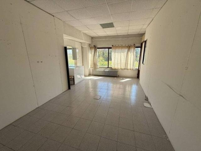 Ufficio in affitto a Cigliano, Vercelli