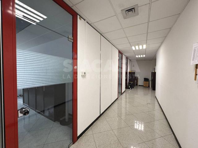 Ufficio in affitto a Zona Omogenea Milano Nord, Cinisello Balsamo