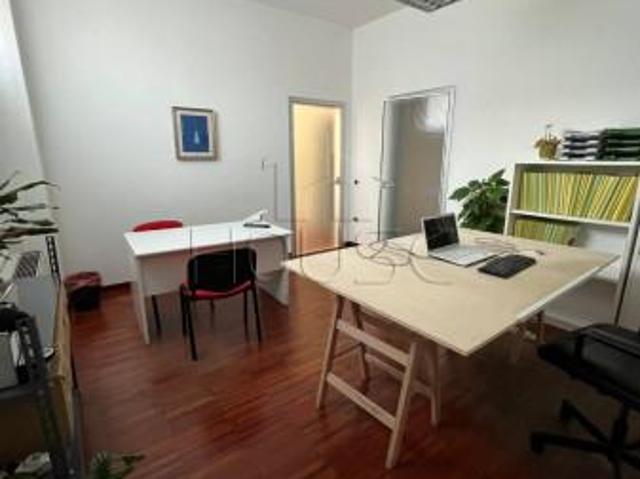 Ufficio in affitto a San Leo Bastia, Perugia