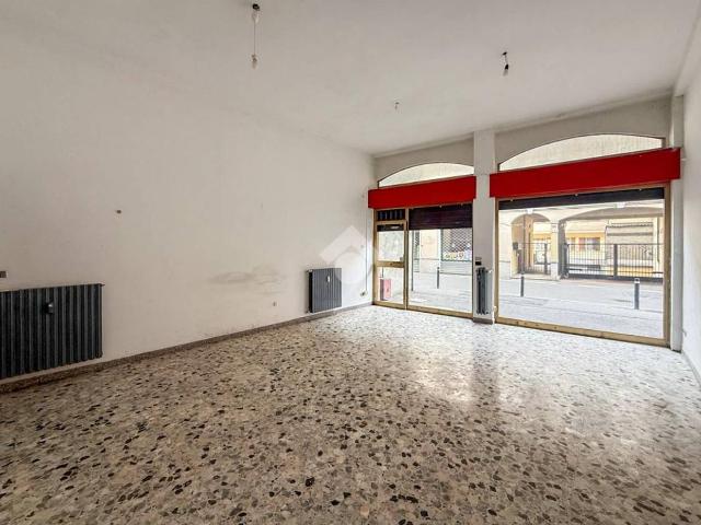 Ufficio in affitto a Codogno, Lombardia
