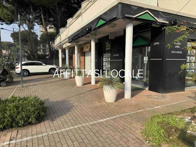 Ufficio in affitto a Comacchio, Reggio Emilia