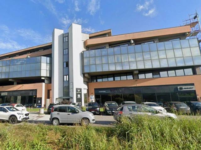 Ufficio in affitto a Como, Lombardia