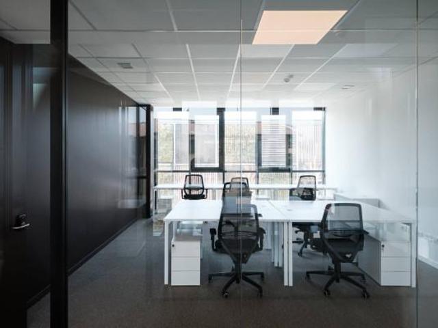 Ufficio in affitto a Como, Lombardia