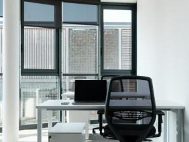 Ufficio in affitto a Como, Lombardia