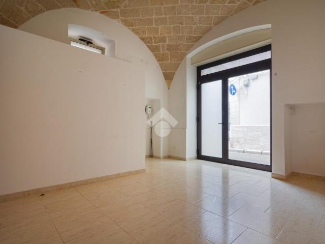 Ufficio in affitto a Puglia, Bari