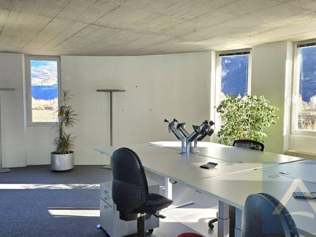Ufficio in affitto a Überetsch-Unterland - Oltradige-Bassa Atesina, Cortaccia - Kurtatsch