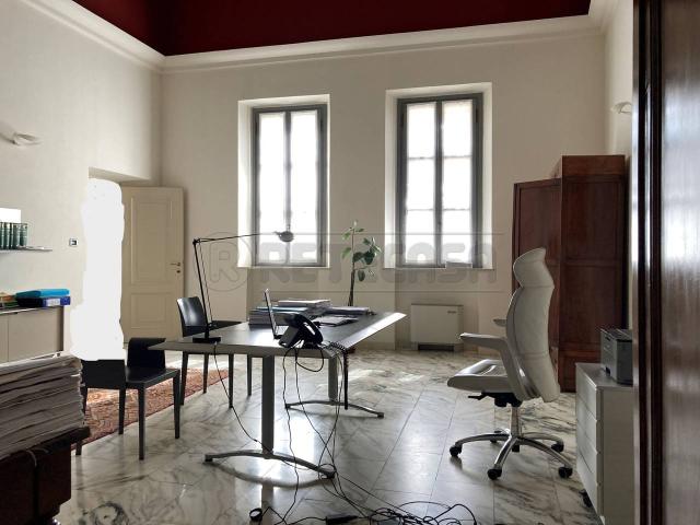 Ufficio in affitto a Le Villette, Crema