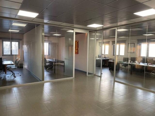 Ufficio in affitto a Cremona, Lombardia