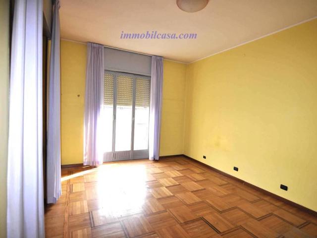 Ufficio in affitto a Cuneo Centro, Piemonte