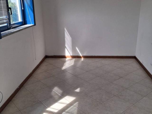 Ufficio in affitto a Prati, Desio
