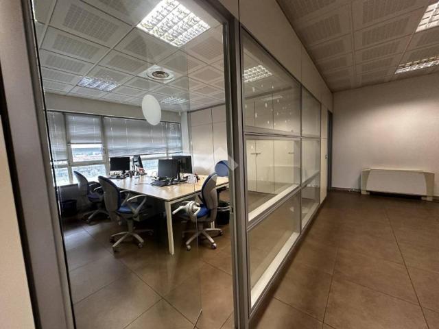 Ufficio in affitto a Ex Gavazzi, Desio