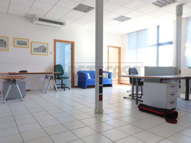Ufficio in affitto a Povolaro, Dueville