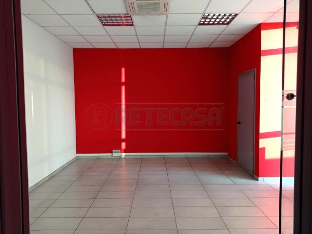 Ufficio in affitto a Dueville, Veneto