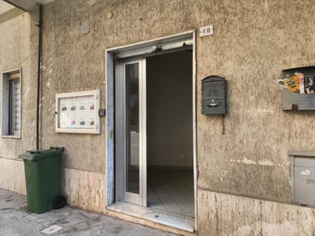 Ufficio in affitto a Eboli, Campania