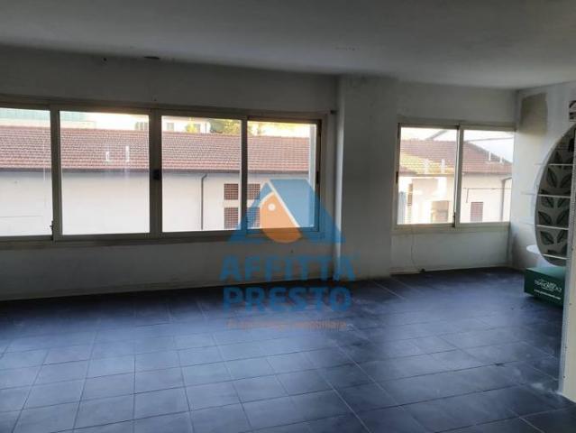 Ufficio in affitto a Unione dei Comuni Circondario dell'Empolese Valdelsa, Empoli