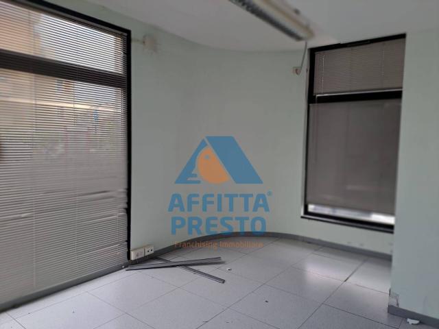 Ufficio in affitto a Unione dei Comuni Circondario dell'Empolese Valdelsa, Empoli